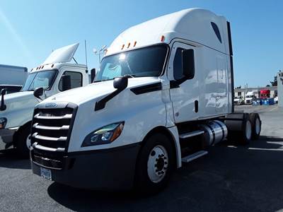 Freightliner Cascadia Sleeper Semi Truck - 72" Condo Sleeper, 455HP, 12 Speed Automatic