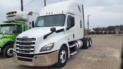 Freightliner Cascadia Sleeper Semi Truck - 72" Condo Sleeper, 455HP, 12 Speed Automatic