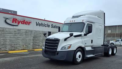 Freightliner PT126064ST Sleeper Semi Truck - 60" Mid Roof Sleeper, 505HP, 12 Speed Automatic