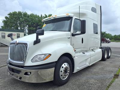 International LT625 Sleeper Semi Truck - 72" Condo Sleeper, 450HP, 12 Speed Automatic