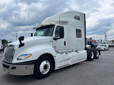 International LT625 Sleeper Semi Truck - 72" Condo Sleeper, 450HP, 10 Speed Automatic