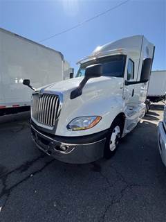 International LT625 Sleeper Semi Truck - 72" Condo Sleeper, 450HP, 10 Speed Automatic