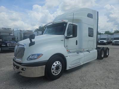 International LT625 Sleeper Semi Truck - 48" Mid Roof Sleeper, 450HP, 12 Speed Automatic