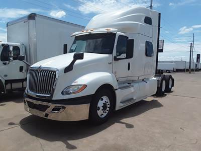 International LT625 Sleeper Semi Truck - 72" Condo Sleeper, 450HP, 10 Speed Automatic
