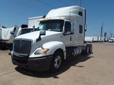 International LT625 Sleeper Semi Truck - 72" Condo Sleeper, 450HP, 10 Speed Manual