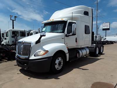 International LT625 Sleeper Semi Truck - 72" Condo Sleeper, 450HP, 10 Speed Manual