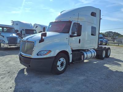 International LT625 Sleeper Semi Truck - 72" Condo Sleeper, 450HP, 10 Speed Automatic
