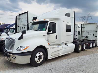 International LT625 Sleeper Semi Truck - 84" Condo Sleeper, 450HP, 12 Speed Automatic