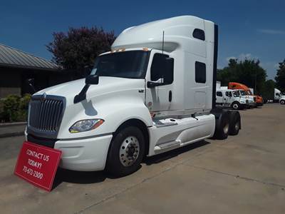 International LT625 Sleeper Semi Truck - 72" Condo Sleeper, 450HP, 12 Speed Automatic