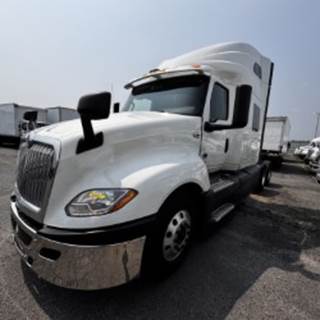 International LT625 Sleeper Semi Truck - 72" Condo Sleeper, 450HP, 10 Speed Automatic