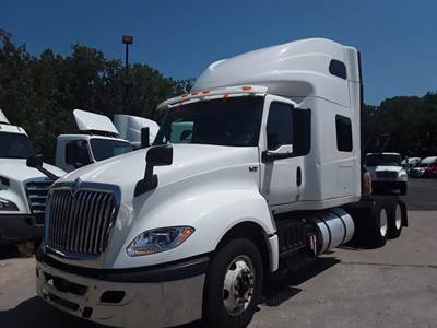 International LT625 Sleeper Semi Truck - 70" Condo Sleeper, 450HP, 10 Speed Automatic