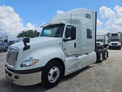 International LT625 Sleeper Semi Truck - 48" Mid Roof Sleeper, 450HP, 12 Speed Automatic