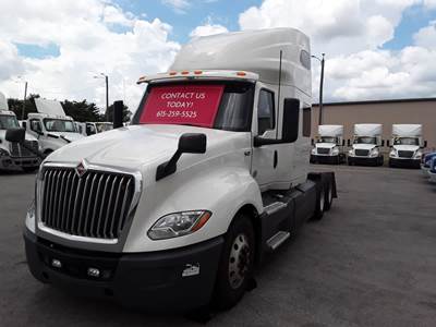 International LT625 Sleeper Semi Truck - 63" Condo Sleeper, 400HP, 12 Speed Automatic