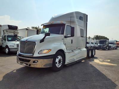 International LT625 Sleeper Semi Truck - 72" Condo Sleeper, 450HP, 12 Speed Automatic