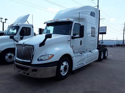 International LT625 Sleeper Semi Truck - 72" Condo Sleeper, 450HP, 12 Speed Automatic