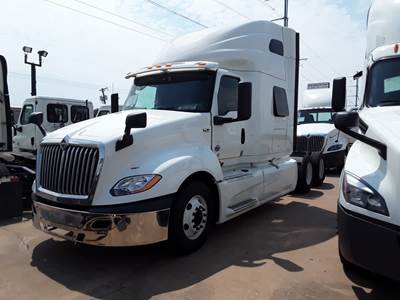 International LT625 Sleeper Semi Truck - 72" Condo Sleeper, 450HP, 12 Speed Automatic