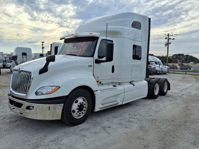 International LT625 Sleeper Semi Truck - 72" Condo Sleeper, 450HP, 12 Speed Automatic