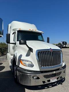 International LT625 Sleeper Semi Truck - 48" Condo Sleeper, 450HP, 12 Speed Automatic