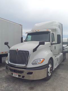 International LT625 Sleeper Semi Truck - 72" Condo Sleeper, 450HP, 12 Speed Automatic