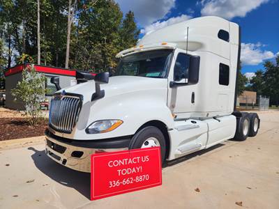 International LT625 Sleeper Semi Truck - 70" Condo Sleeper, 450HP, 12 Speed Automatic