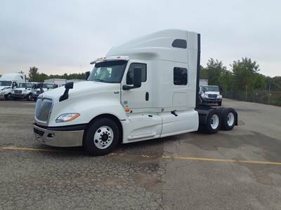 International LT625 Sleeper Semi Truck - 73" Condo Sleeper, 450HP, 12 Speed Automatic