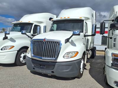 International LT625 Sleeper Semi Truck - 72" Condo Sleeper, 450HP, 10 Speed Manual
