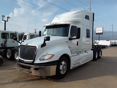 International LT625 Sleeper Semi Truck - 72" Condo Sleeper, 450HP, 10 Speed Automatic