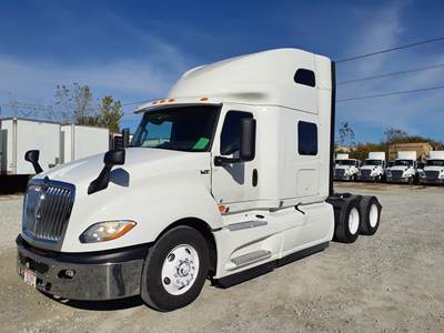 International LT625 Sleeper Semi Truck - 71" Condo Sleeper, 450HP, 12 Speed Automatic