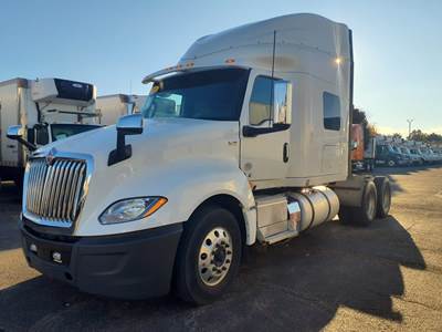 International LT625 Sleeper Semi Truck - 72" Condo Sleeper, 450HP, 10 Speed Manual