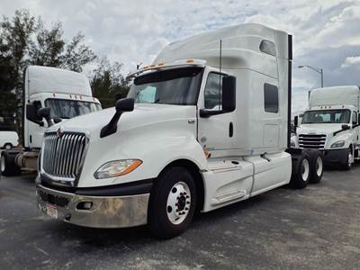 International LT625 Sleeper Semi Truck - 72" Condo Sleeper, 450HP, 12 Speed Automatic