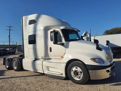 International LT625 Sleeper Semi Truck - 48" Condo Sleeper, 450HP, 10 Speed Automatic