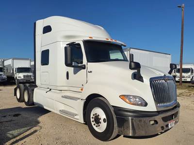 International LT625 Sleeper Semi Truck - 48" Condo Sleeper, 450HP, 10 Speed Automatic
