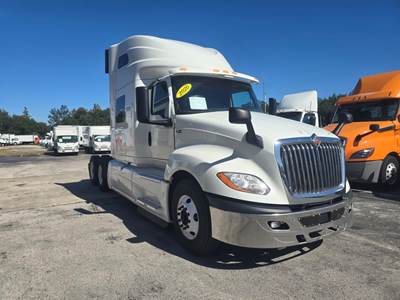 International LT625 Sleeper Semi Truck - 80" Condo Sleeper, 450HP, 12 Speed Automatic