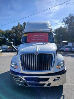International LT625 Sleeper Semi Truck - 70" Condo Sleeper, 450HP, 12 Speed Automatic