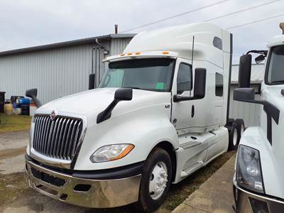 International LT625 Sleeper Semi Truck - 72" Condo Sleeper, 450HP, 10 Speed Automatic