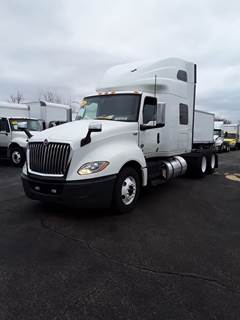 International LT625 Sleeper Semi Truck - 73" Condo Sleeper, 450HP, 10 Speed Automatic