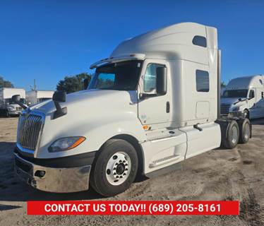 International LT625 Sleeper Semi Truck - 48" Mid Roof Sleeper, 450HP, 12 Speed Automatic