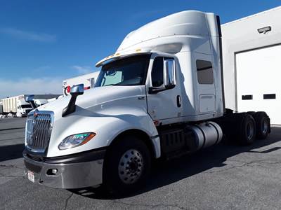 International LT625 Sleeper Semi Truck - 72" Condo Sleeper, 400HP, 11 Speed Automatic