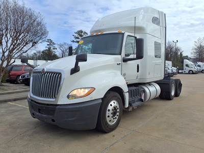 International LT625 Sleeper Semi Truck - 72" Condo Sleeper, 500HP, 12 Speed Automatic