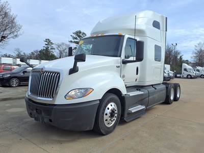 International LT625 Sleeper Semi Truck - 72" Condo Sleeper, 500HP, 10 Speed Automatic