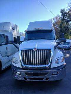 International LT625 Sleeper Semi Truck - 70" Condo Sleeper, 450HP, 12 Speed Automatic