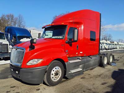 International LT625 Sleeper Semi Truck - 80" Condo Sleeper, 450HP, 12 Speed Automatic