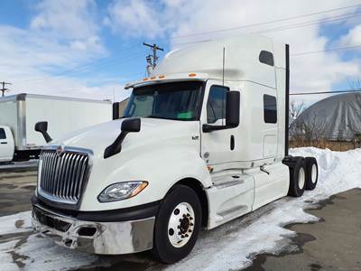 International LT625 Sleeper Semi Truck - 72" Condo Sleeper, 450HP, 10 Speed Automatic