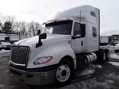 International LT625 Sleeper Semi Truck - 72" Condo Sleeper, 450HP, 12 Speed Automatic