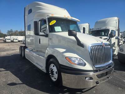 International LT625 Sleeper Semi Truck - 80" Condo Sleeper, 450HP, 12 Speed Automatic
