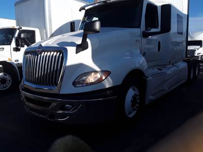 International LT625 Sleeper Semi Truck - 73" Condo Sleeper, 450HP, 12 Speed Automatic