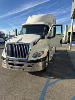 International LT625 Sleeper Semi Truck - 72" Condo Sleeper, 450HP, 12 Speed Automatic