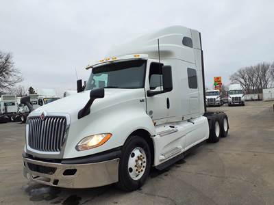 International LT625 Sleeper Semi Truck - 72" Condo Sleeper, 450HP, 12 Speed Automatic