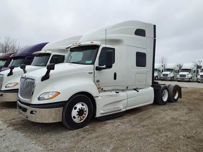 International LT625 Sleeper Semi Truck - 71" Condo Sleeper, 450HP, 12 Speed Automatic