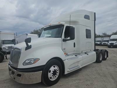 International LT625 Sleeper Semi Truck - 72" Condo Sleeper, 450HP, 10 Speed Automatic